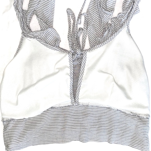 ASOS EMORY PARK Ruffle Crop Pin Cold Shoulder Size Large - Picture 3 of 12